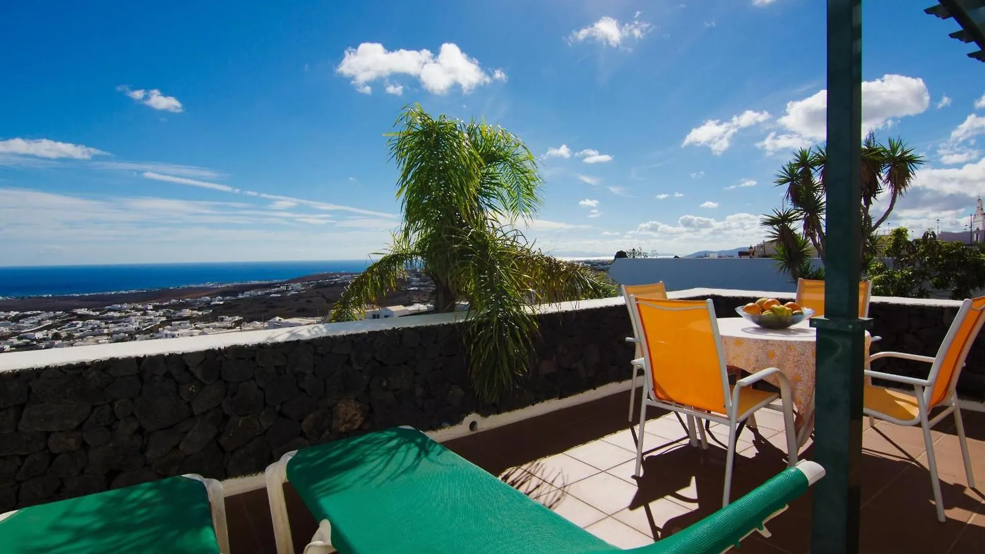 Apartment Mit Meerblick In Ruhiger Lage Tías 0*,