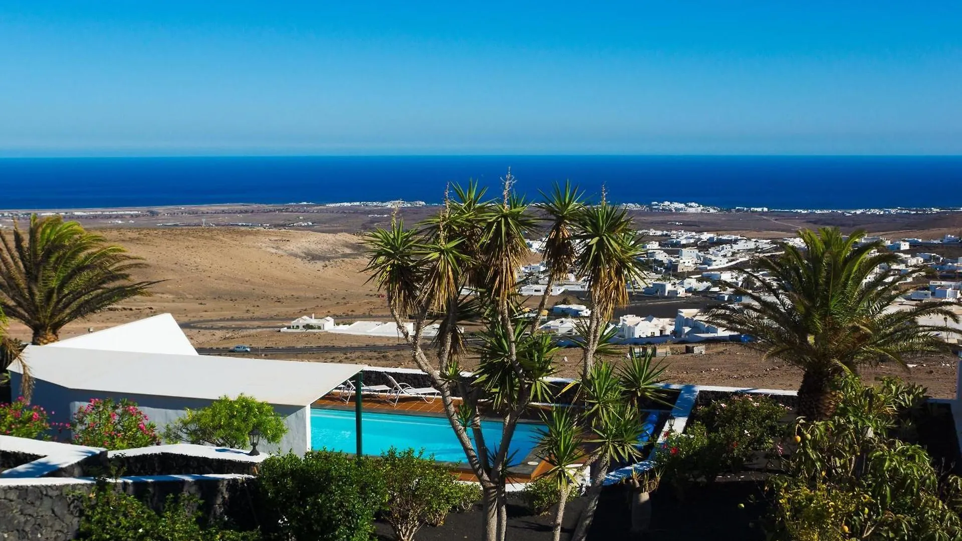 Apartment Mit Meerblick In Ruhiger Lage Tias